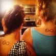 Mamma e figlia unite dallo stesso tatuaggio06