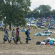 Glastonbury Festival: 300 tonnellate di rifiuti dopo il concerto04