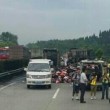 Cina. Incidente in autostrada, bus carbonizzato 2