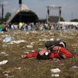 Glastonbury Festival: 300 tonnellate di rifiuti dopo il concerto01