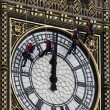 Gb, ecco come si pulisce il Big Ben06