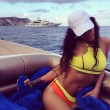 Rihanna a Ponza: aperitivo e bagno come Messi FOTO
