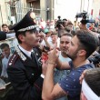 Napoli, corteo per Davide Bifolco. Carabiniere si toglie il cappello 21