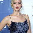 Jennifer Lawrence nuda online: hacker ruba e posta foto hard02