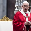 Papa Francesco sposa 20 coppie di Roma, anche conviventi e con figli 04