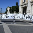 Nozze gay, protesta Ncd sotto Campidoglio12
