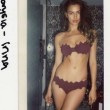 Irina Shayk, le foto sexy inedite scattate con una Palaroid 4