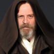 Luke Skywalker vecchio e incappucciato 01