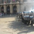 Torino, alla manifestazione Fiom si uniscono gli studenti: scontri con polizia