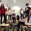 entrainscena, studenti sui banchi come "L'attimo fuggente01