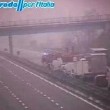 A1, a Lodi camion in fiamme e chiodi su strada. Tentata rapina portavalori FOTO3