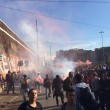 Sciopero sociale 14 novembre: saluto del corteo ai "precari dei media" VIDEO-FOTO