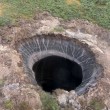 Russia, esperti entrano nella misteriosa voragine tra i ghiacci della Siberia02