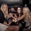 Dan Bilzerian arrestato per possesso di esplosivo: rischia 6 anni di carcere 02