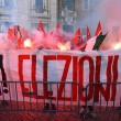 Casapound protesta contro Ignazio Marino sotto il Campidoglio FOTO (LaPresse)