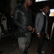 Mario Balotelli esce da locale notturno a Manchester05