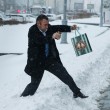 Mosca, tempesta di neve: voli cancellati e traffico in tilt 15