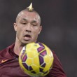 Radja Nainggolan 'vocalist': canti e balli in discoteca dopo Roma-Inter