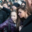 Belen Rodriguez col super tacco all'inaugurazione del negozio Cruciani15