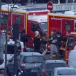 Parigi, blitz doppio alla tipografia e al minimarket FOTO01
