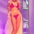 Chanelle Riggan, reggiseno cede sulla passerella di Miss California03