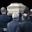 Charlie Hebdo, "Bella Ciao" ai funerali di Charb02