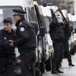 Parigi, blitz doppio alla tipografia e al supermarket26