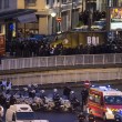 Parigi, blitz doppio alla tipografia e al supermarket22
