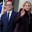 Helle Thorning-Schmidt, premier danese, cade su scale Eliseo14