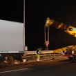 Scontro pullman studenti-camion sulla A21: 40 feriti, 3 gravi 02