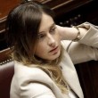 Riforme, la maratona di cioccolatini di Maria Elena Boschi 07