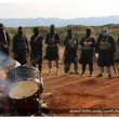 Libia, Isis contro la musica: bruciati strumenti musicali a Derna 06
