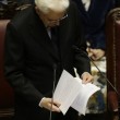 Sergio Mattarella perde fogli e sorride. A fine discorso 3 minuti di applausi