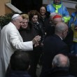 Roma, Papa Francesco visita campo porfughi e parrocchia a Pietralata12