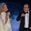 Festival di Sanremo 2015, Al Bano e le flessioni sul palco 06