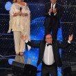 Festival di Sanremo 2015, Al Bano e le flessioni sul palco 02
