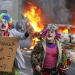 Bce. Francoforte brucia, Blockupy contro la nuova sede: scontri e cariche 6