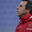 Cagliari in gol da 7 giornate consecutive, per un totale di 9 marcature. Mai nella stagione in corso i rossoblu avevano segnato con tanta continuità. Zeman si era fermato a 6 partite, tra la 8 e la 12 giornata di andata. Trasferta indigesta quella di Cagliari per le formazioni allenate da Mandorlini: 5 match disputati ed altrettante sconfitte per il coach di origini ravennati. Ultime 11 trasferte con difesa groviera per l'Hellas Verona, che solo il 6 gennaio scorso, 0-0 ad Empoli, ha mantenuto inviolata la propria porta. Nelle restanti 10 partite giocate lontano dal "Bentegodi" sono stati ben 31 i gol incassati dai veneti. (Ha collaborato Football Data).