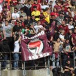 Saluto fascista allo stadio non è reato: 4 ultras Verona assolti a Livorno