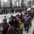 Mosca, Boris Nemtsov: in migliaia gli rendono omaggio nella camera ardente05