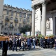 Tunisi, Orazio Conte e Antonella Sesino: funerali Torino, applauso accoglie feretri 02