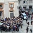 Tunisi, Orazio Conte e Antonella Sesino: funerali Torino, applauso accoglie feretri 010