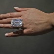 Diamante da 100 carati venduto per 22 milioni di dollari 02