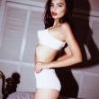 Emily Ratajkowski, foto erotiche in un libro 16