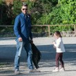 Daniele Interrante in versione papà: al parco con figlia Chloe016