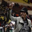 Paul Pogba festeggia semifinale Juve con look da rapper FOTO 02