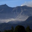 Cile, vulcano Calbuco si risveglia, migliaia evacuati. Cratere visto dal drone09