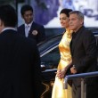 George Clooney e Amal Alamuddin in oro incantano i fan a Tokyo FOTO 4