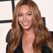Miglior lavoro al mondo? Truccare le tette di Beyonce 13