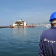 Costa Concordia, ultimo viaggio: relitto arriva ex Superbacino21